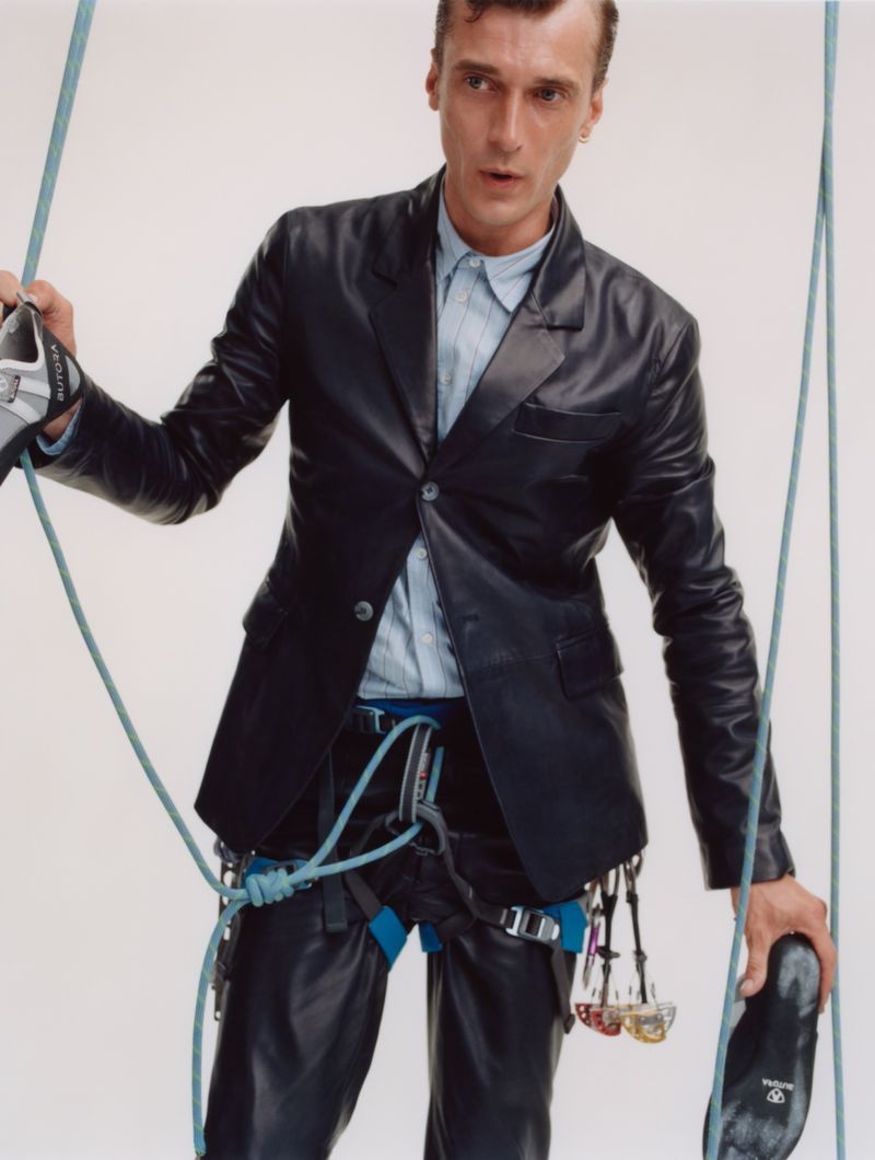 » Clément Chabernaud Tackles Designer Suits with Euroman Clement Chabernaud 2021 Euroman Fashion Editorial 004