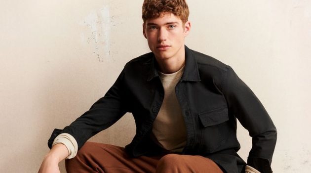 Valentin Humbroich Sports Earthy Tones for Marc O'Polo Fall Campaign Front and center, Valentin Humbroich stars in Marc O'Polo's fall-winter 2021 men's campaign.