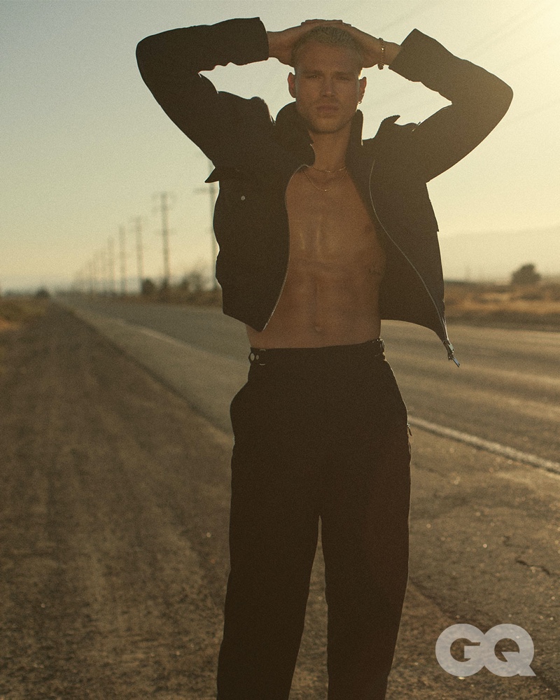 » Matthew Noszka Revs Up for GQ México Matthew Noszka 2021 GQ Mexico Fashion Editorial 009