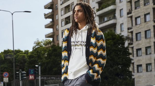 Missoni Revisits House Codes for Modern Spring '22 Wardrobe Missoni Revisits House Codes for Modern Spring '22 Wardrobe