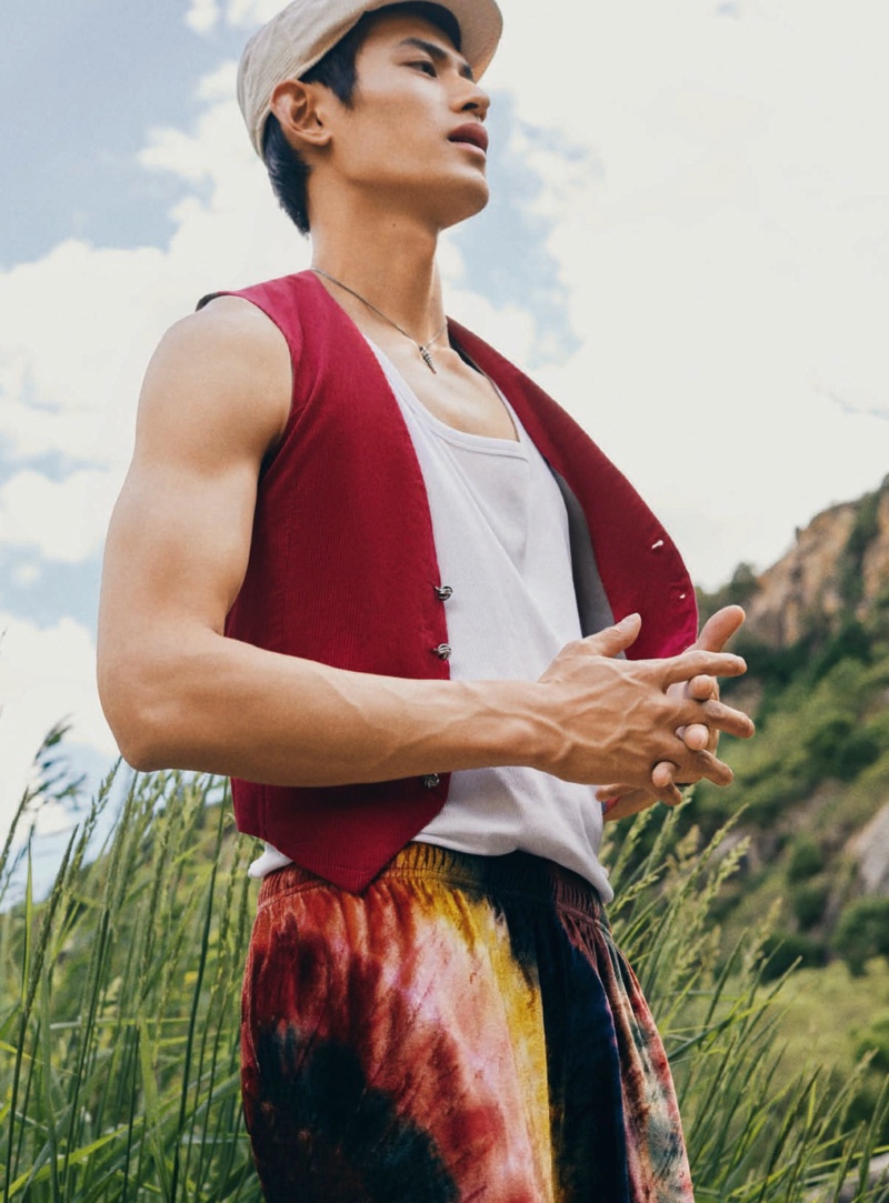 » Qiang Li & Lang Chen Enjoy a 'Summer Vacation' with GQ China Qiang Li 2021 GQ China Fashion Editorial 007