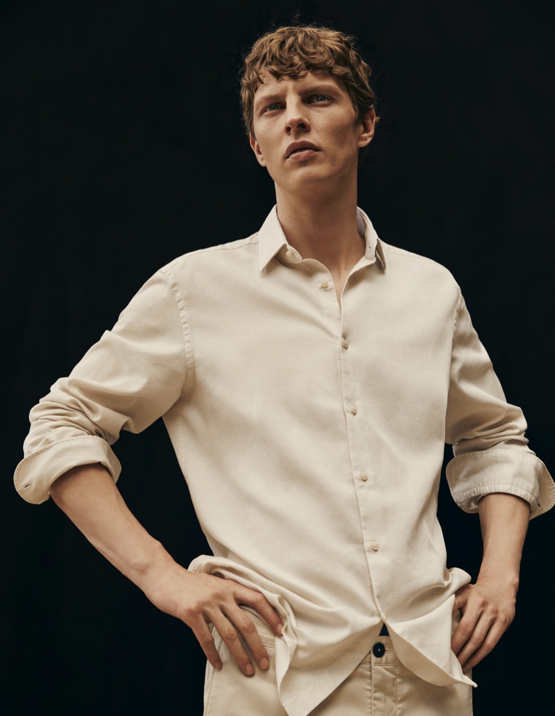 Embracing a neutral color scheme, Tim Schuhmacher wears Massimo Dutti. » The Summer Wind: Tim Schuhmacher Spends a Lazy Day with Massimo Dutti Embracing a neutral color scheme, Tim Schuhmacher wears Massimo Dutti.