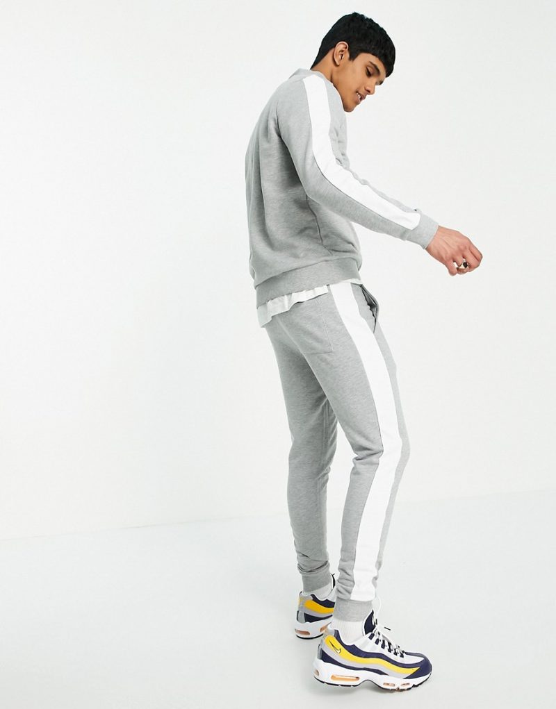 jogger side stripe