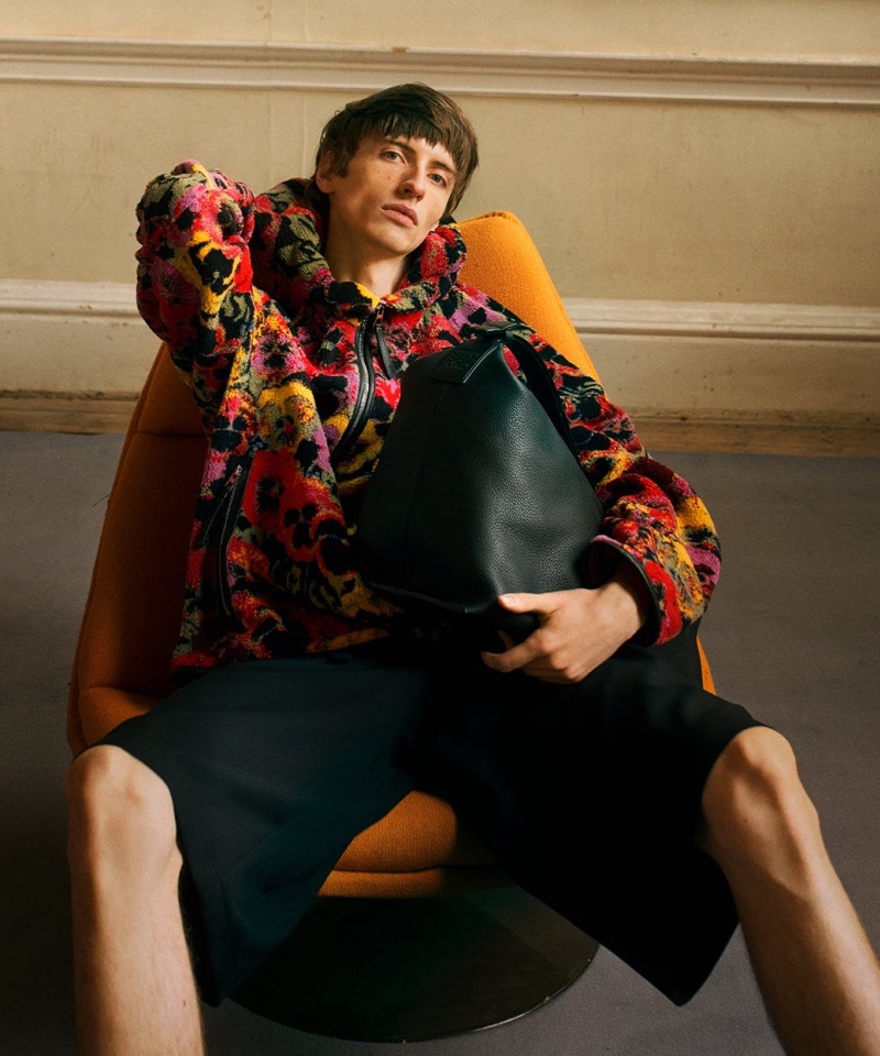 » Benno Bulang Goes Bold in New Season Styles for Matches Fashion Benno Bulang 2021 MatchesFashion Editorial 001