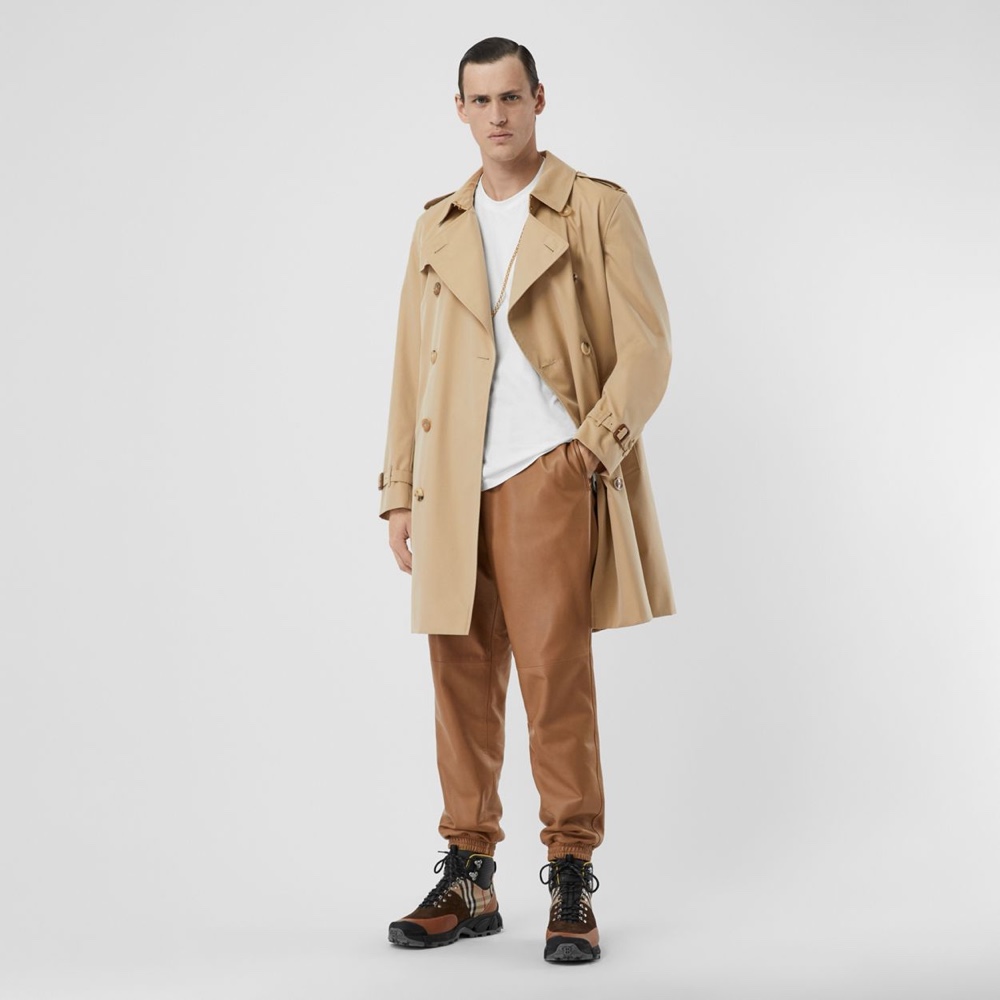 The Trench Coat: A Trend for All Seasons