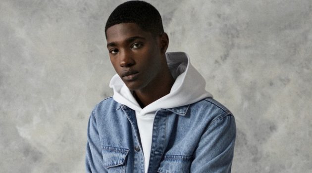 Casual Vibes: Diogo Gomes Models Mango Casual Vibes: Diogo Gomes Models Mango
