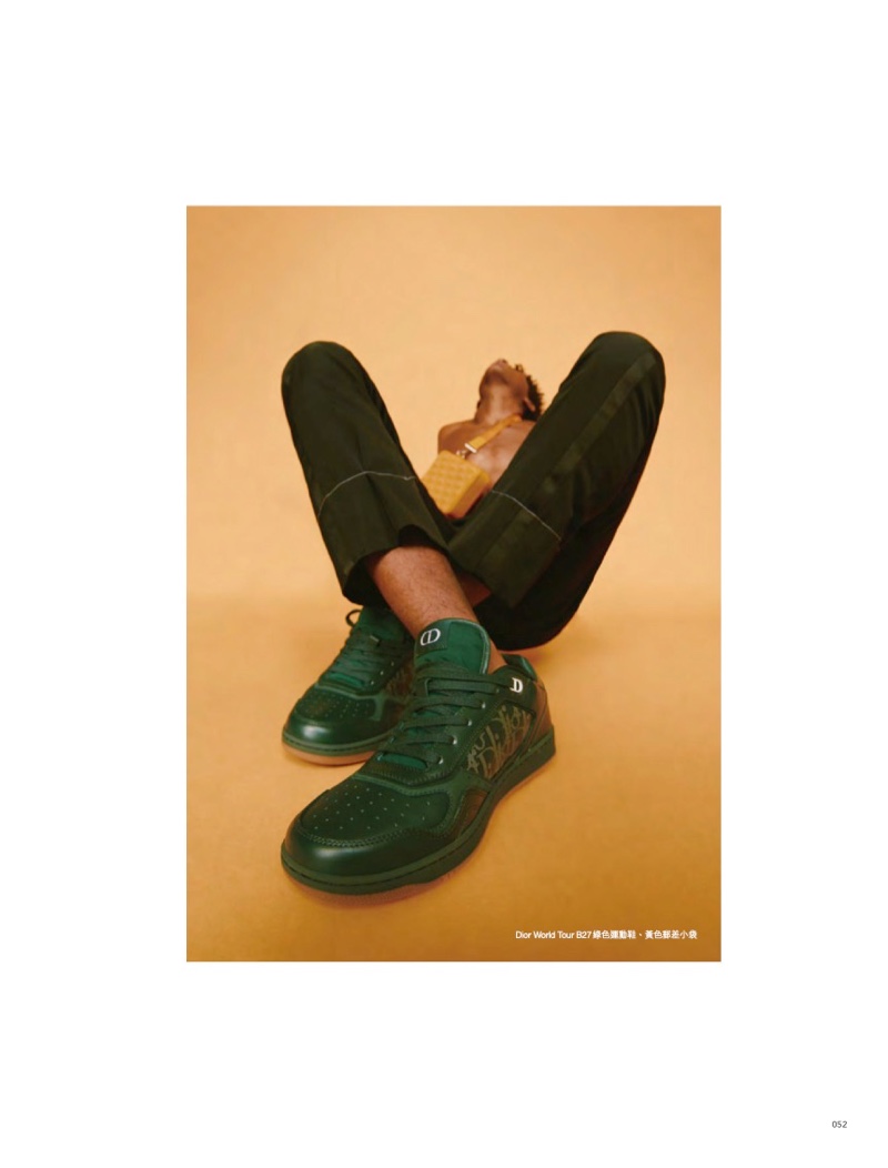 » Emmanuel Maria Leonardi Rocks Accessories for Men's Uno Hong Kong Emmanuel Mens Uno Hong Kong 2021 Fashion Editorial 007