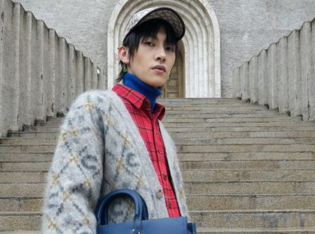 Ma Zhe Takes Up the Rogue for New Coach Campaign