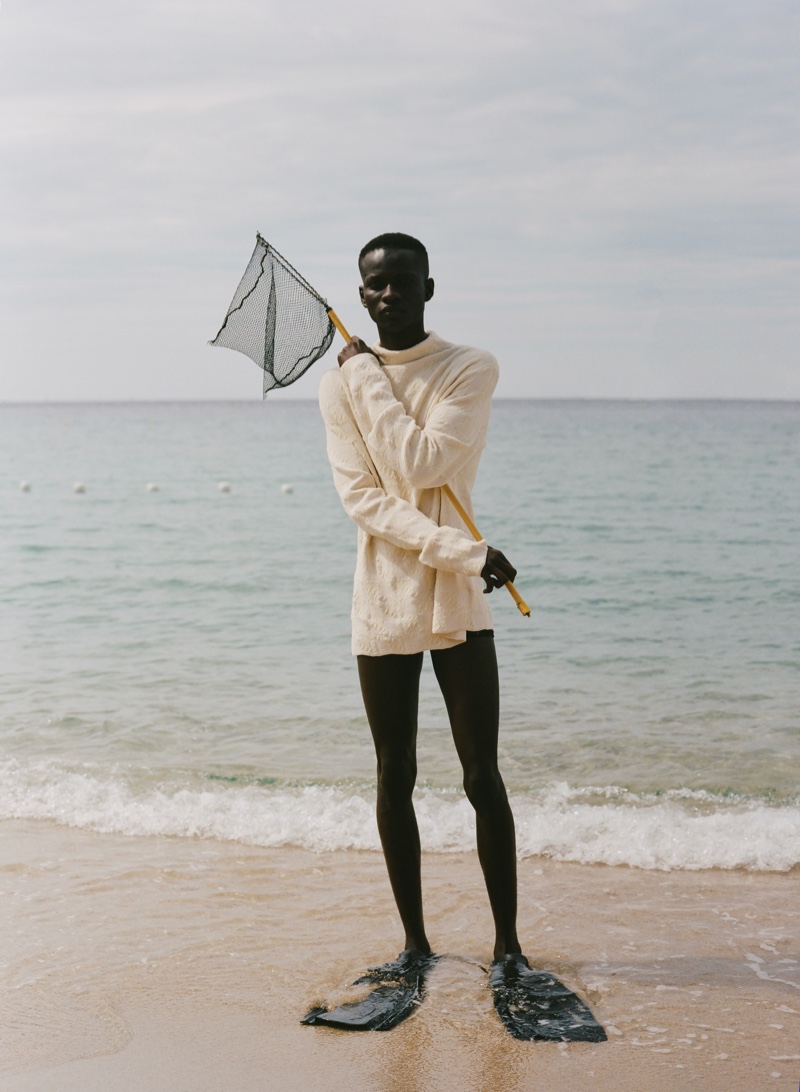 » Serigne Lam Hits the Beach for GQ Brasil Serigne Lam 2021 GQ Brasil Fashion Editorial 008