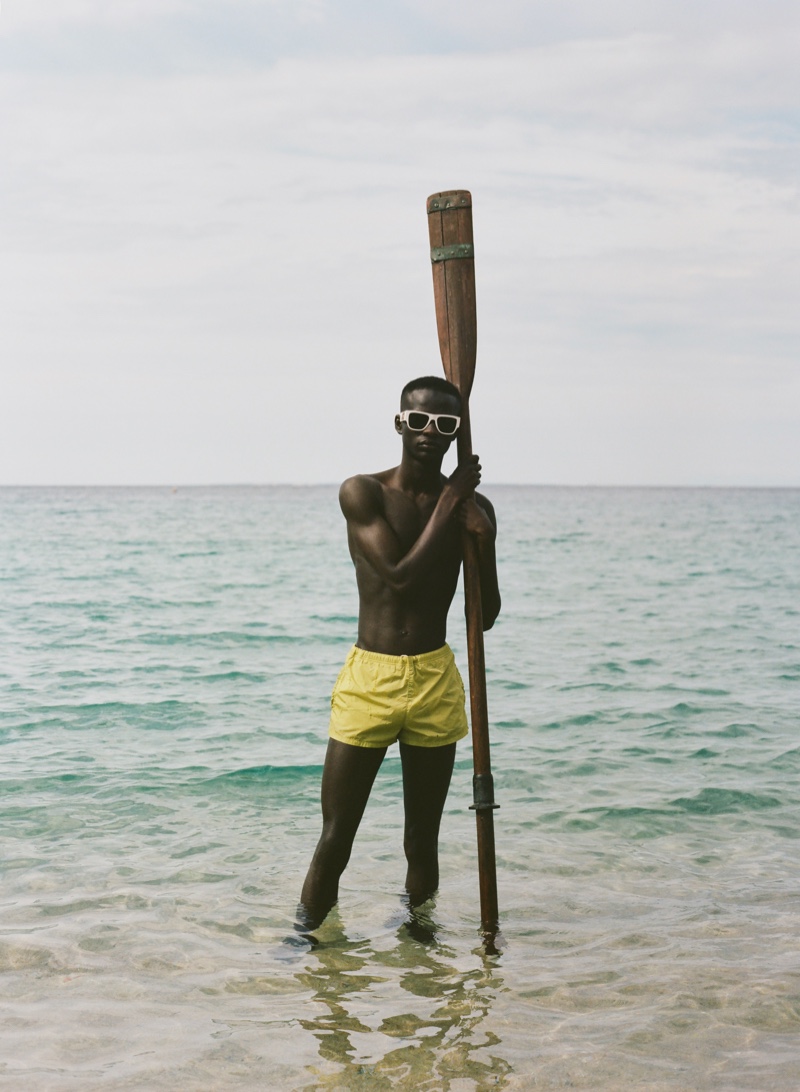 » Serigne Lam Hits the Beach for GQ Brasil Serigne Lam 2021 GQ Brasil Fashion Editorial 009