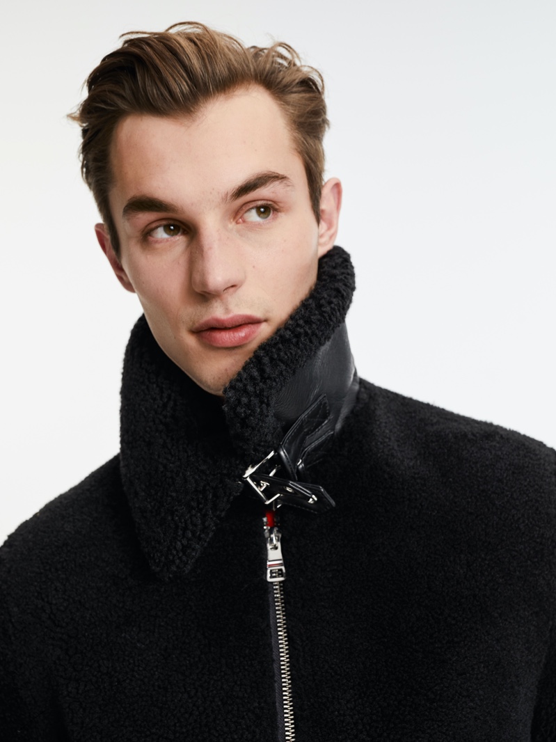 Tommy Hilfiger Fall Winter 2021 Menswear Lookbook 009