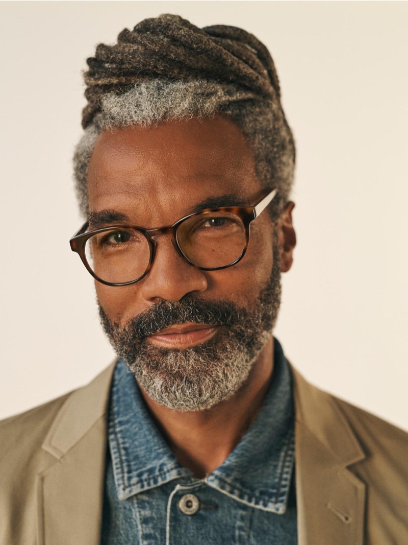 Daryl Dismond models Warby Parker's Abner glasses in Woodgrain Tortoise.