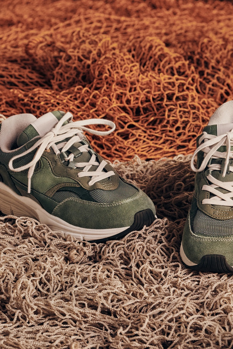 Zara channels vintage style with its green retro running shoes.