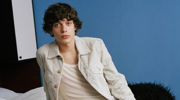 Ann Demeulemeester Begins New Chapter with Fall '21 Campaign In front and center, Nick stars in Ann Demeulemeester's fall-winter 2021 campaign.