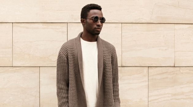 10 Fashionable Items to Make You Look Stylish This Fall Black Man Open Sweater White T Shirt Outfit