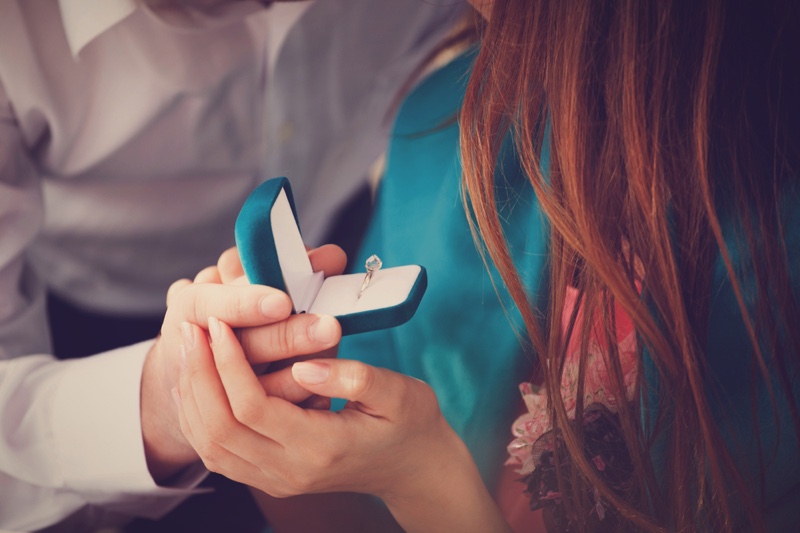 Couple Engagement Ring Blue Box