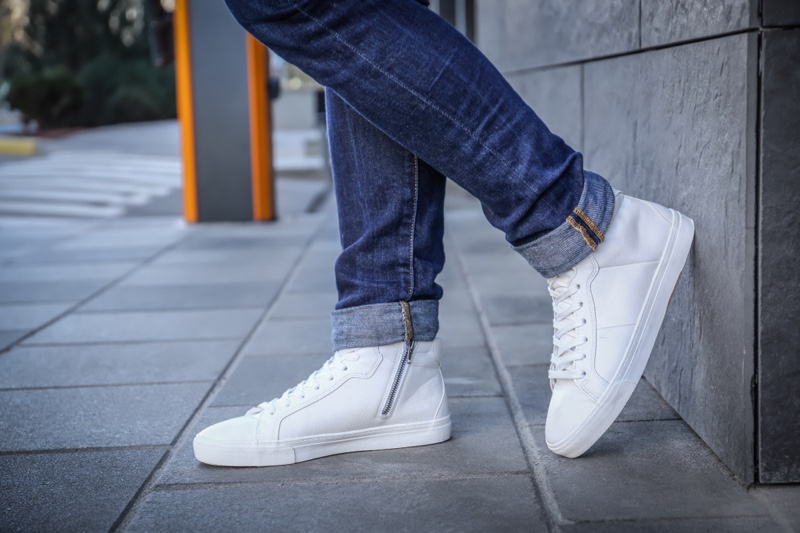 Cropped Man White Sneakers Jeans