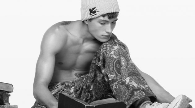 Etrovaganza: Valentin, Sonny + More Front Etro Fall Campaign Embracing casual style, Valentin Humbroich appears in Etro's fall-winter 2021 campaign.