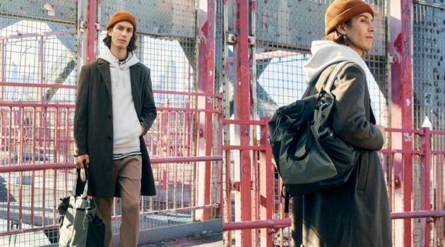 Fredrik Berselius is on the Move with H&M's New Tech Bags Swedish chef Fredrik Berselius carries H&M's multifunctional bag.