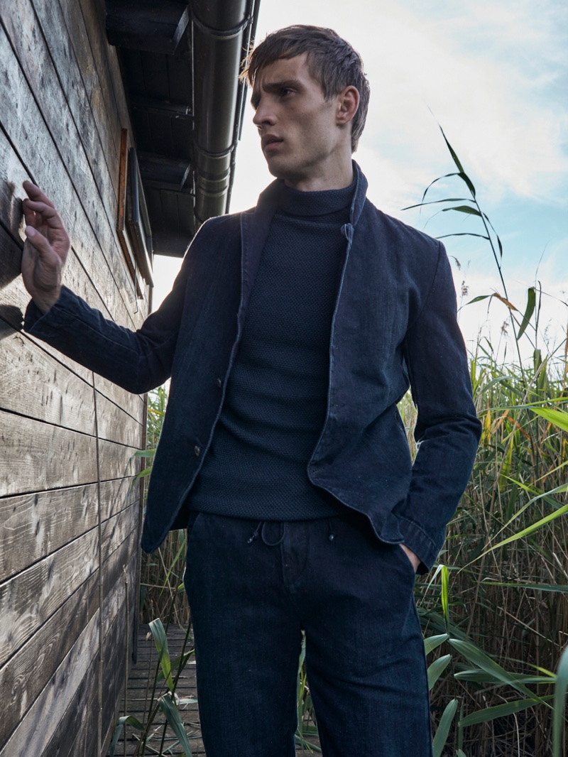 » Julian Schneyder Dons Smart Fall Style for Masculin Journal Julian Schneyder 2021 Masculin Journal 004