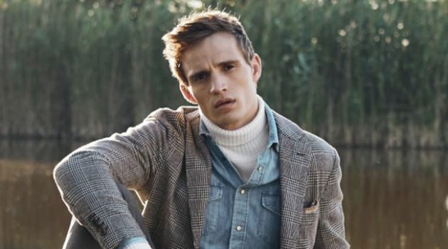 Julian Schneyder Dons Smart Fall Style for Masculin Journal Julian Schneyder Dons Smart Fall Style for Masculin Journal