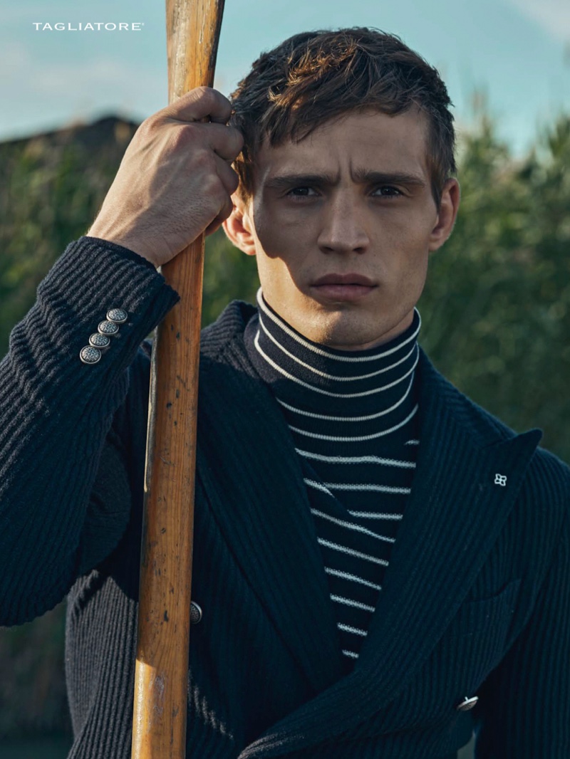 » Julian Schneyder Dons Smart Fall Style for Masculin Journal Julian Schneyder 2021 Masculin Journal 010