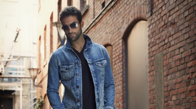 The 5 Best Denim Trends to Wear in 2021 Man Denim Jacket Boot Cut Jeans