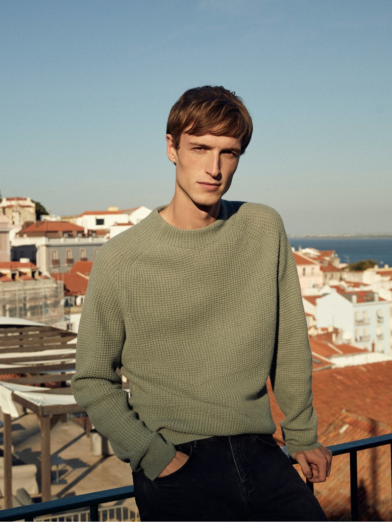 Massimo Dutti 2021 Mens Editorial The Walk 011