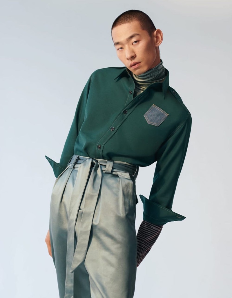 » Zhuo Strikes a Pose in 'New-season Style' for Matches Fashion Zhuo Chen 2021 MatchesFashion Editorial 005
