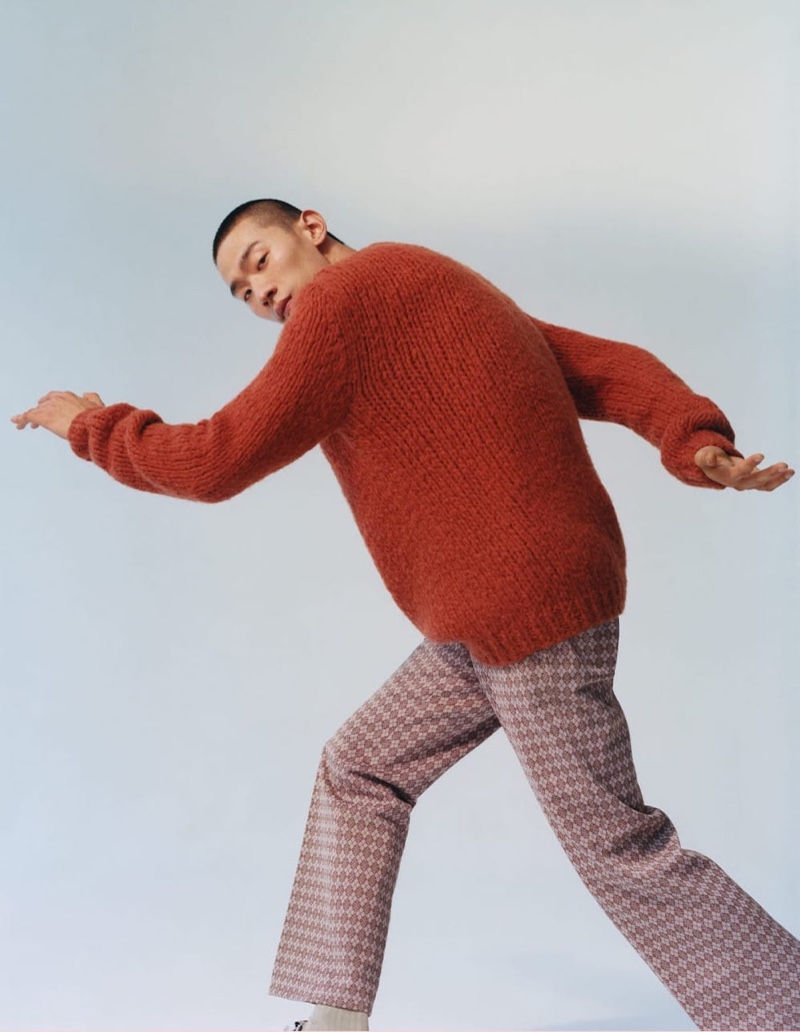 » Zhuo Strikes a Pose in 'New-season Style' for Matches Fashion Zhuo Chen 2021 MatchesFashion Editorial 009