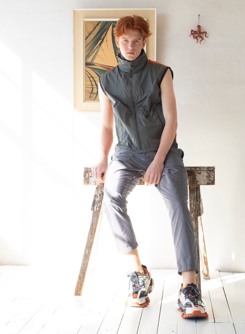 » New Face Jesper in 'Out of Session' Jesper