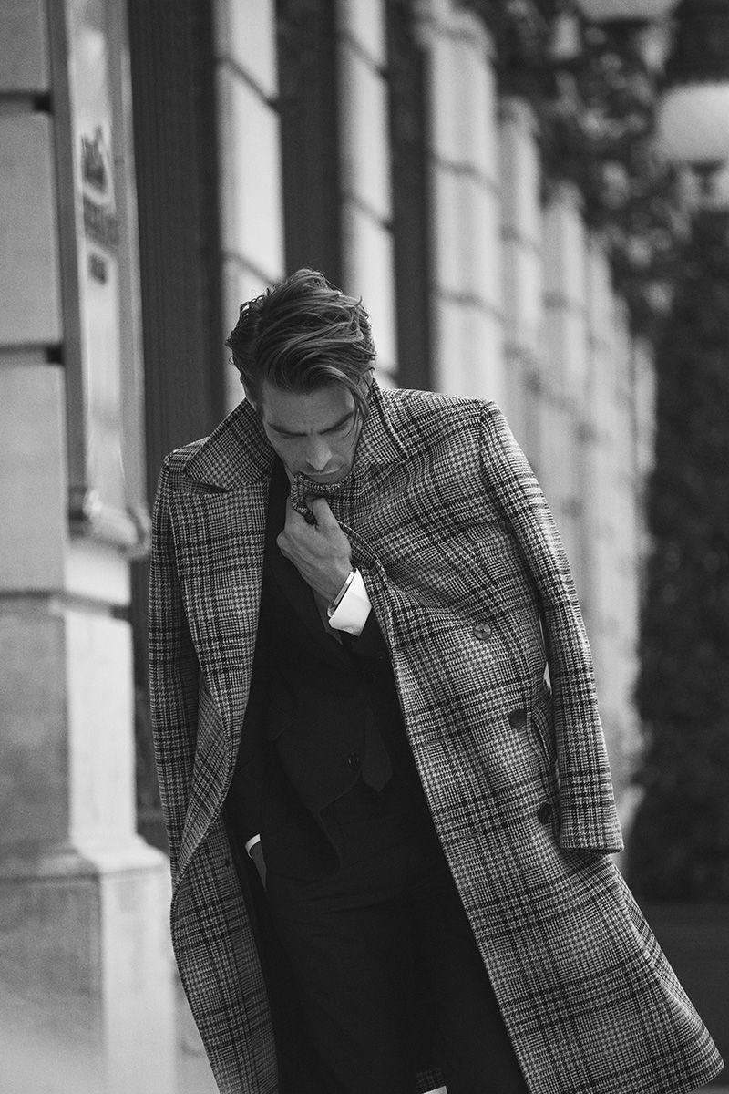 » Jon Kortajarena Stars in Esquire México Cover Shoot Jon Kortajarena 2021 Esquire Mexico 011