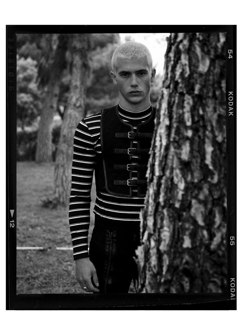 Julio Taeno 2021 Editorial Esquire Czech Republic 008