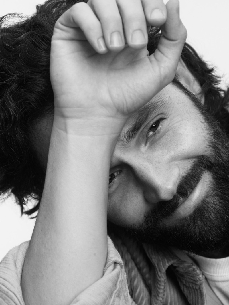 Geordie Wood photographs Penn Badgley for Mr Porter. » Penn Badgley Appears in Mr Porter Shoot, Talks 'You' & Fame Geordie Wood photographs Penn Badgley for Mr Porter.