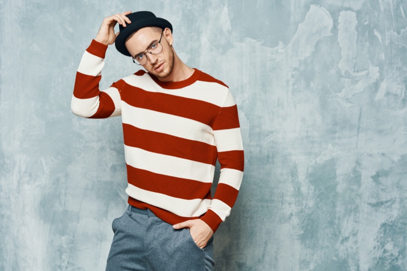 Red White Striped Sweater Hat Look Man