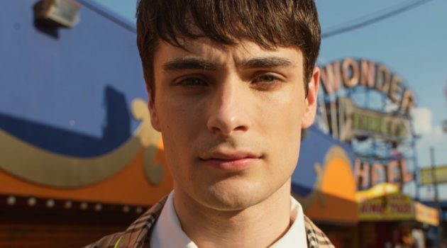 Sebastien Ginepio Heads to Coney Island with 365 Male Sebastien Ginepio Heads to Coney Island with 365 Male