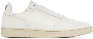 AMI Alexandre Mattiussi Off-White Classic Low-Top Sneakers AMI Alexandre Mattiussi Off-White Classic Low-Top Sneakers