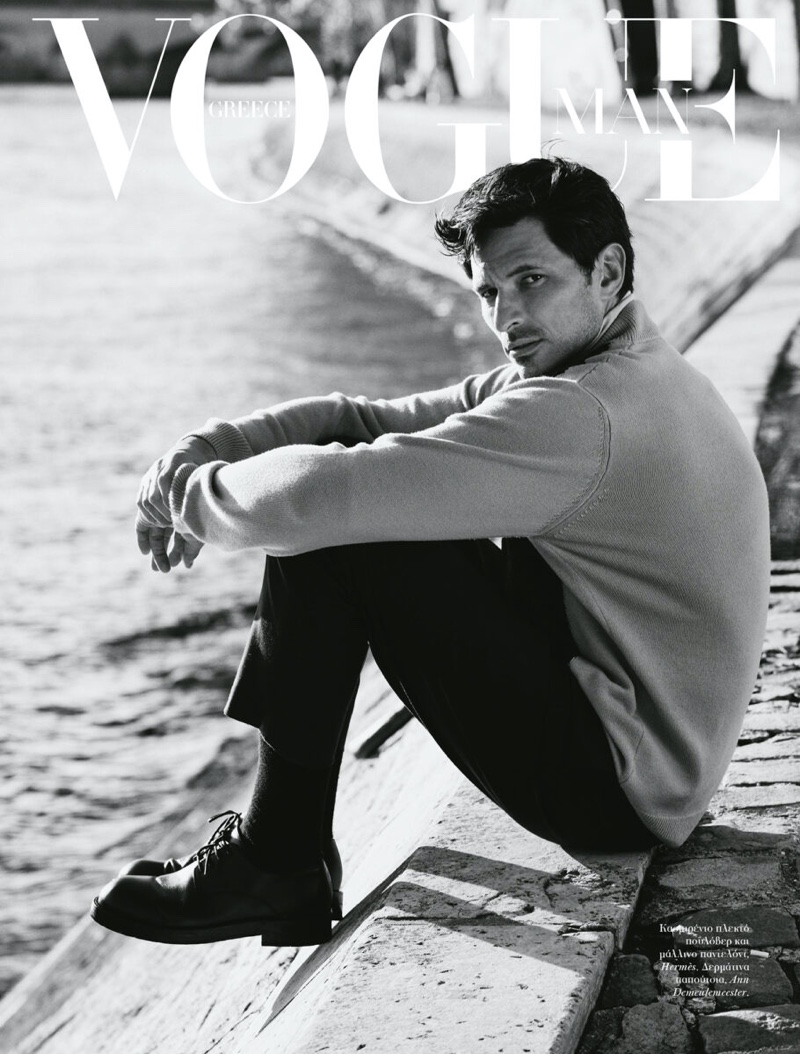 » Andres Velencoso Takes to the Streets of Paris for Vogue Greece Man Andres Velencoso 2021 Vogue Man Greece 001