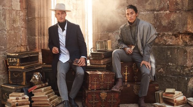 Axel Hermann & Cherokee Jack Travel to Wales for Banana Republic Holiday '21 Campaign Models Axel Hermann and Cherokee Jack come together as the stars of Banana Republic's holiday 2021 campaign.