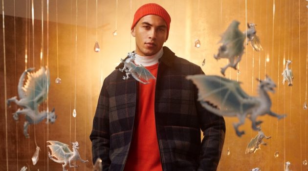 ESPRIT Captures Holiday Magic with Its Latest Campaign ESPRIT enlists Leroy Aiyanyo as the star of its holiday 2021 campaign.