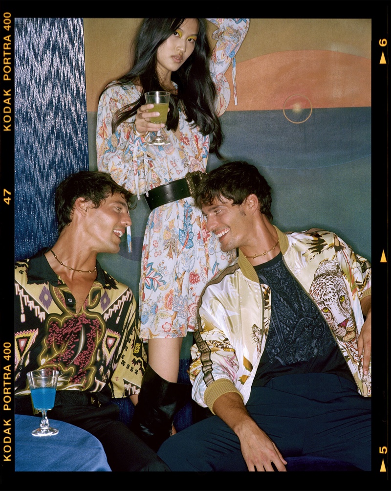 Etro Holiday 2021 Ad Campaign 001