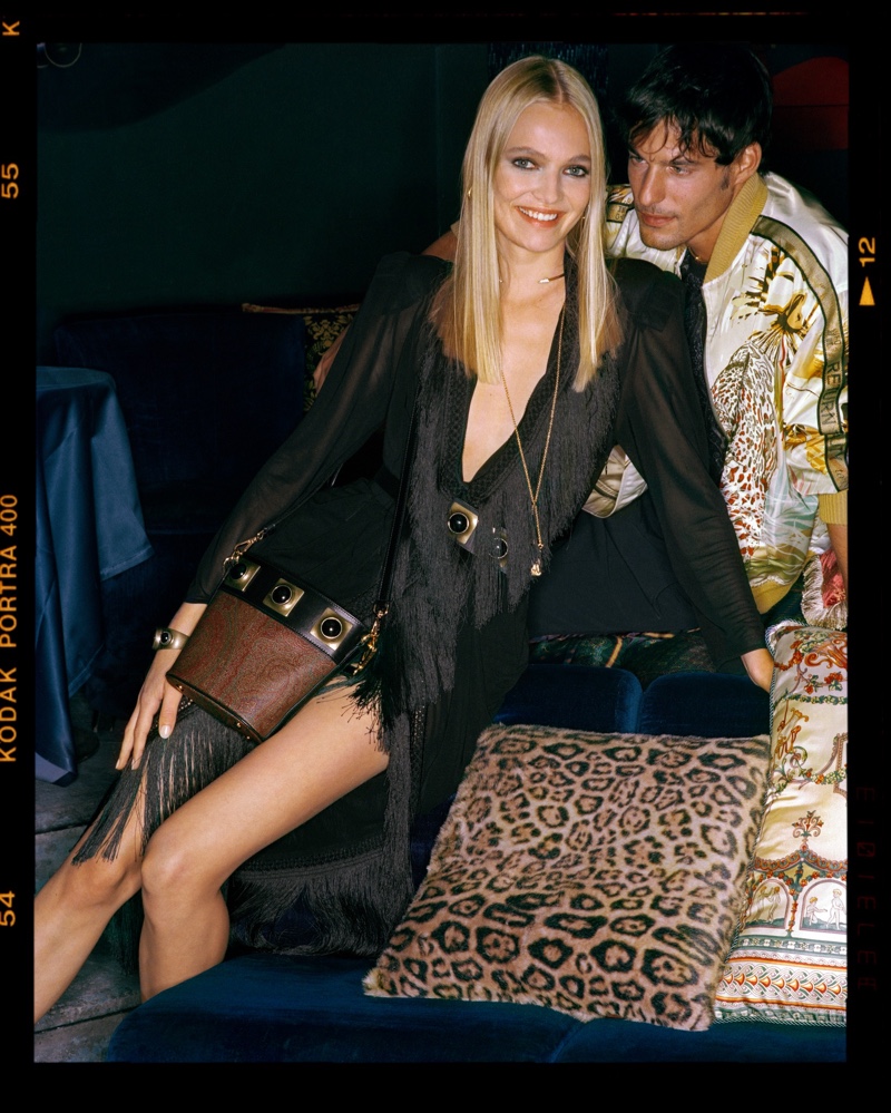 Etro Holiday 2021 Campaign 004