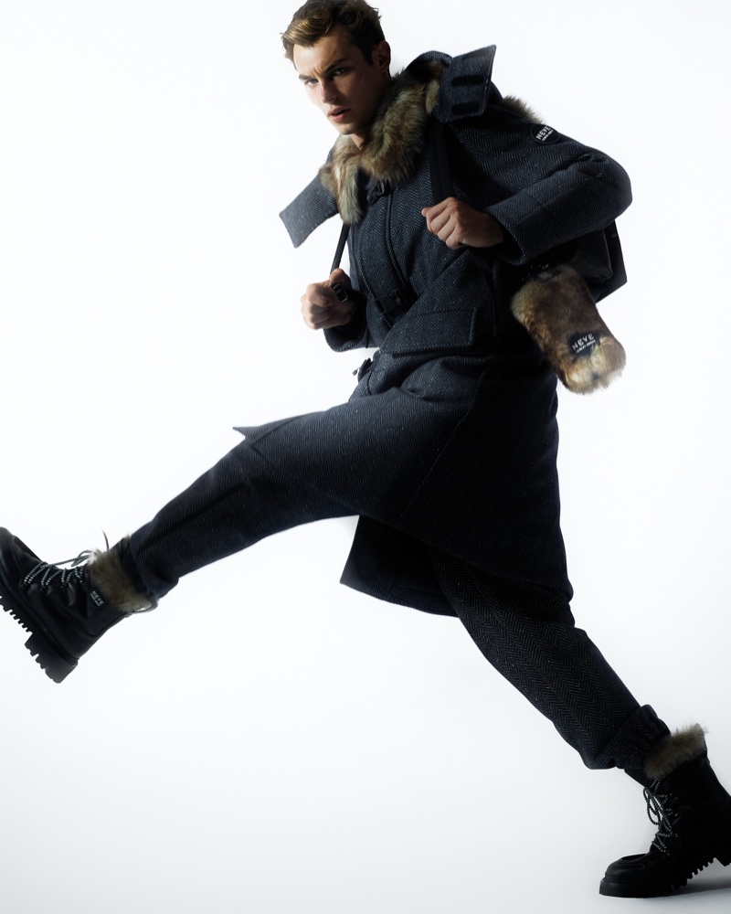 Kit Butler Giorgio Armani Neve 2021 Campaign » Kit Butler Rocks Après-ski Style for Giorgio Armani Neve Campaign Kit Butler Giorgio Armani Neve 2021 Campaign