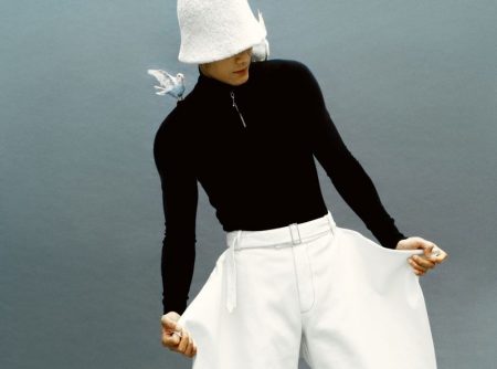 Hao Yun Xiang Packs a Fashionable Punch for Wallpaper China