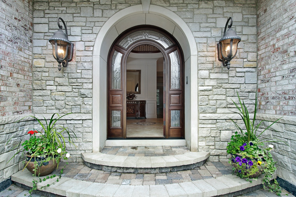 Luxury Home Frontdoor