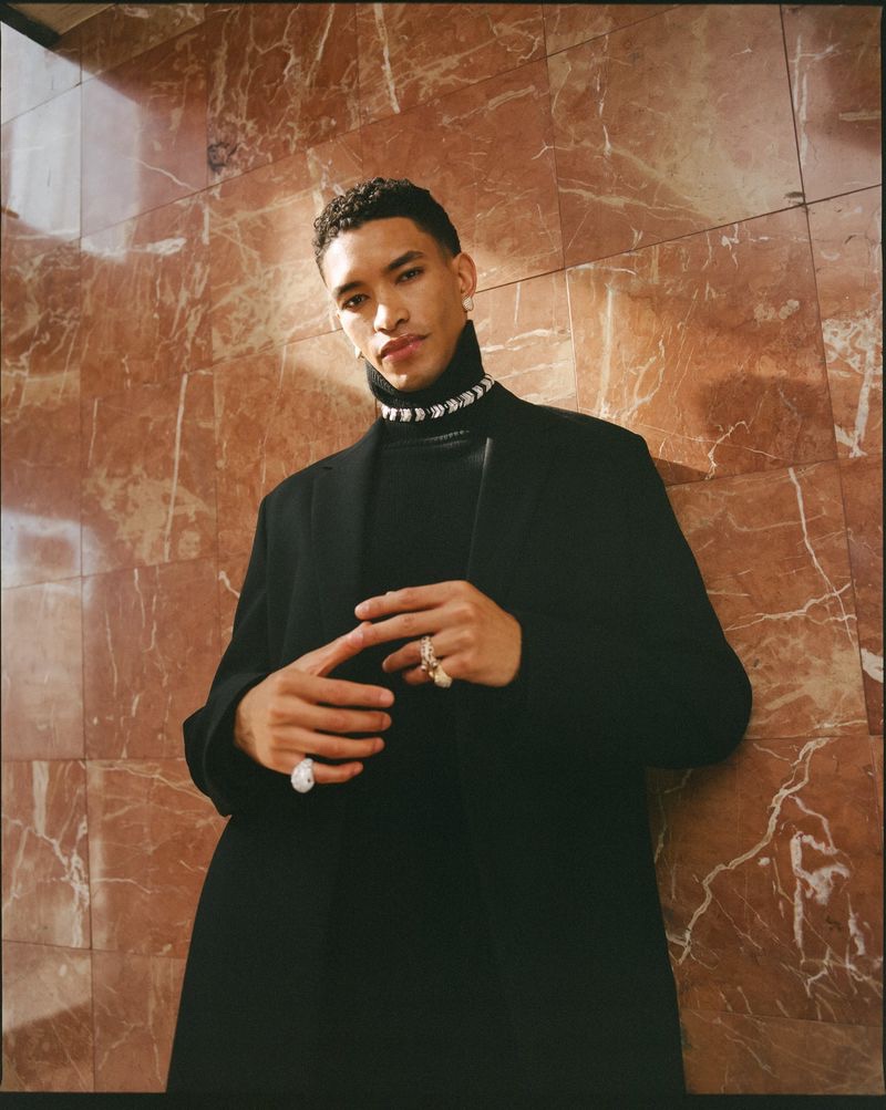 » Flex Ahead: Raphael Makes a Designer Statement for GQ Middle East Raphael Balzer 2021 GQ Middle East Editorial 003