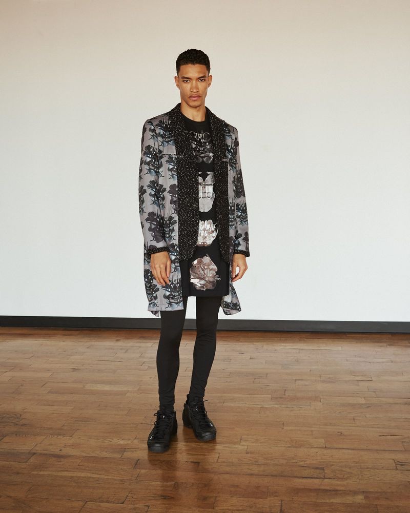 » Flex Ahead: Raphael Makes a Designer Statement for GQ Middle East Raphael Balzer 2021 GQ Middle East Editorial 007