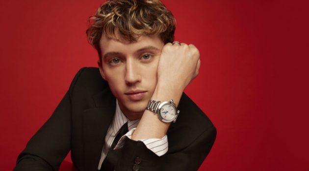 Troye Sivan stars in Cartier's holiday 2021 campaign.