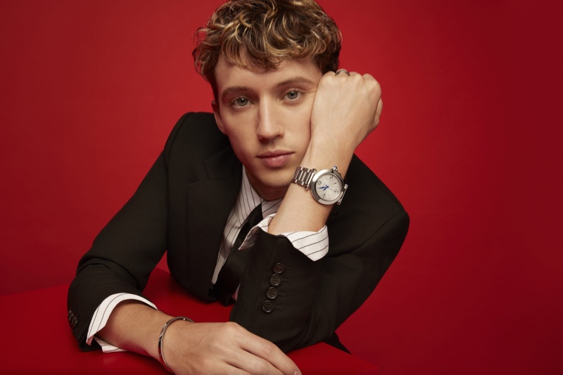 Troye Sivan stars in Cartier's holiday 2021 campaign.