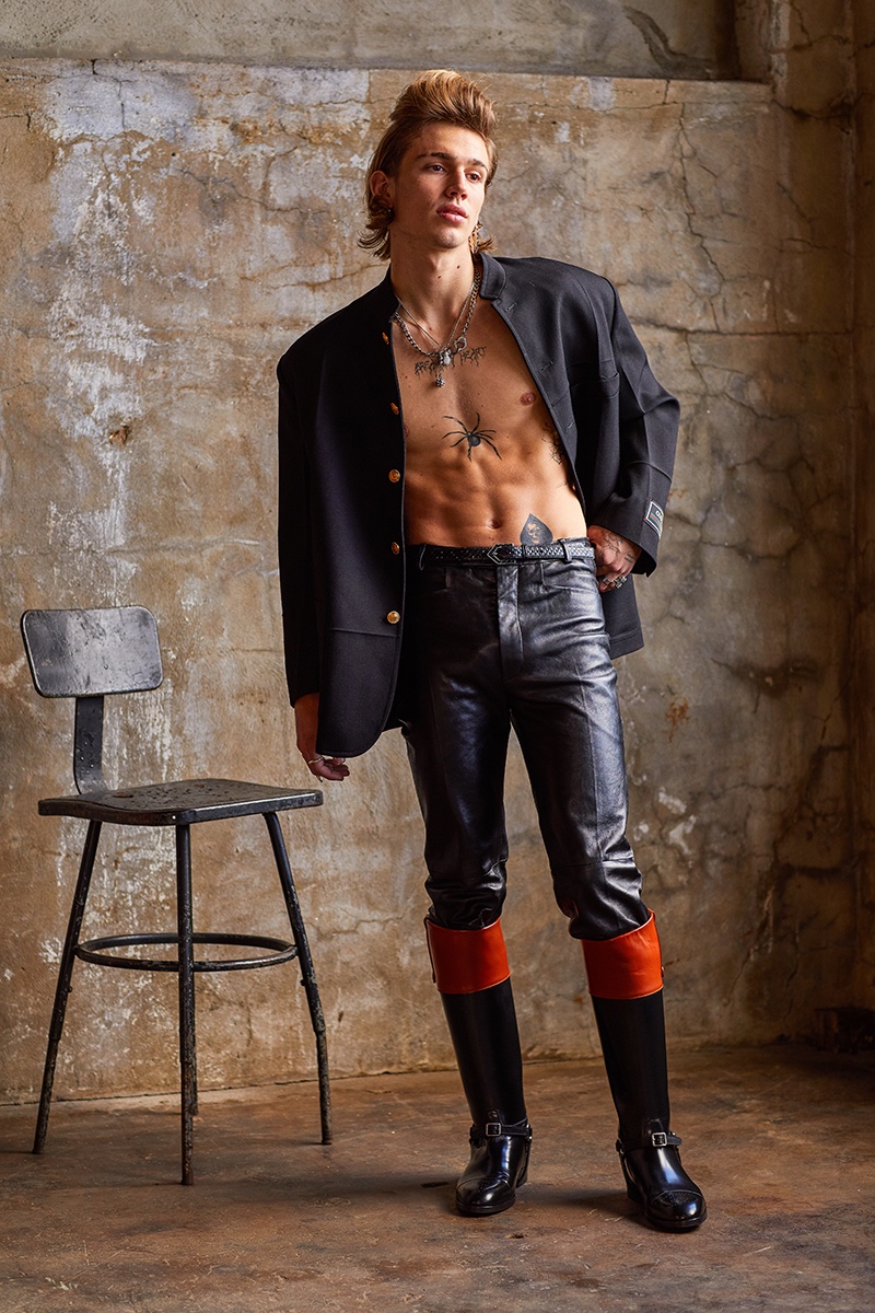 » Vinnie Hacker Graces the Pages of Man About Town Vinnie Hacker 2021 Man About Town Editorial 006